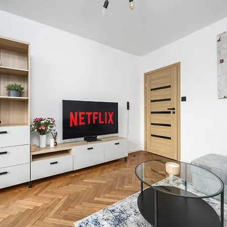 Appartement Lumina 2-room Near The Old Town