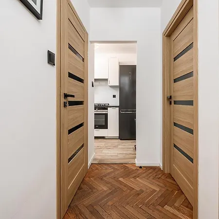 Lumina 2-room Near The Old Town