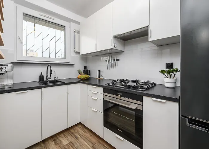 Lumina 2-room Near The Old Town