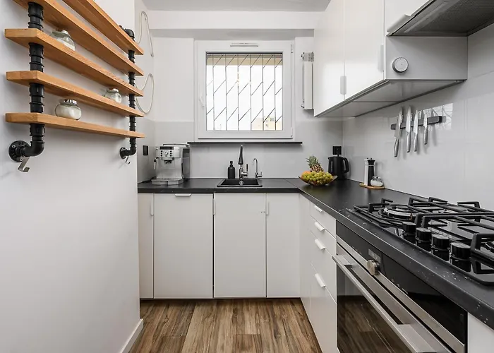 Lumina 2-room Near The Old Town *