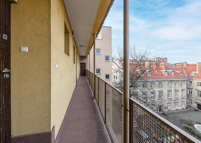 Apartmán Lumina 2-room Near The Old Town *